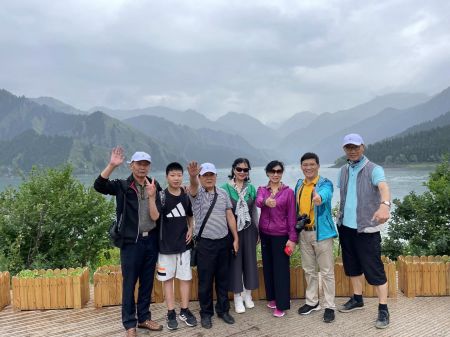 天池+喀纳斯湖+禾木村+魔鬼城+自驾赛里木湖+自驾伊犁草原+阿禾公路+独库公路+伊昭公路 11日游