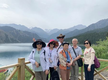 S21沙漠公路+阿禾公路+ 喀纳斯湖+ 禾木村+自驾赛里木湖 +伊犁草原+独库公路10日游